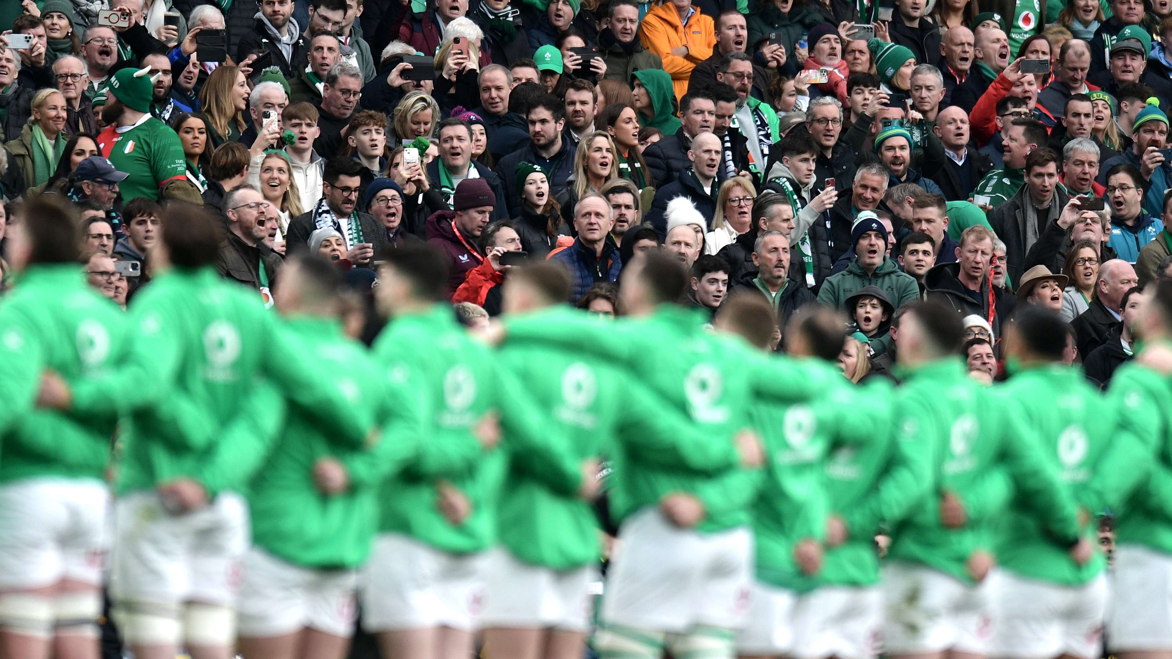 杨瀚森赛季初跌出轮换阵容，开拓者选他意义何在？